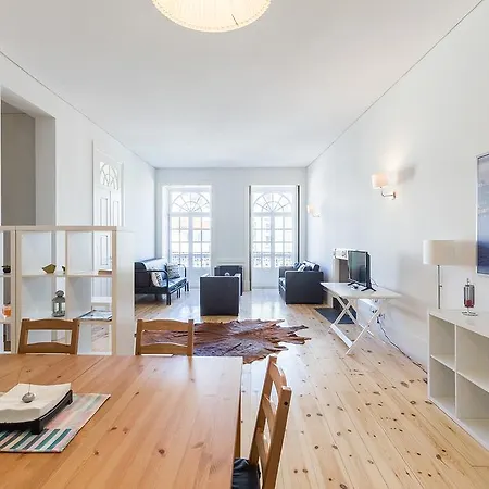 Apartment Viriato By Pcale